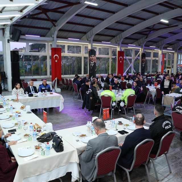 Vali Hacıbektaşoğlu emniyet teşkilatıyla iftarda buluştu