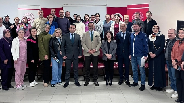Bilecik Aile ve Sosyal Hizmetler İl Müdürlüğü'nde personel buluşması
