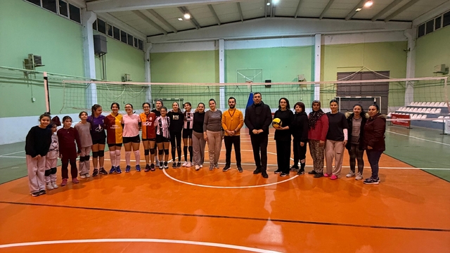 Beylikova'da Anne-Kız Voleybol Turnuvası büyük ilgi gördü