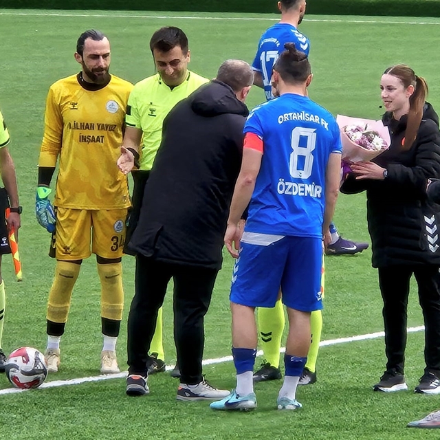 Trabzon'da kadın hakemlere 8 Mart jesti