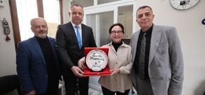 Şehzadeler’de kadın muhtarlara 8 Mart ziyareti