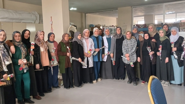 Bulanık'ta 8 Mart Dünya Kadınlar Günü etkinliklerle kutlandı