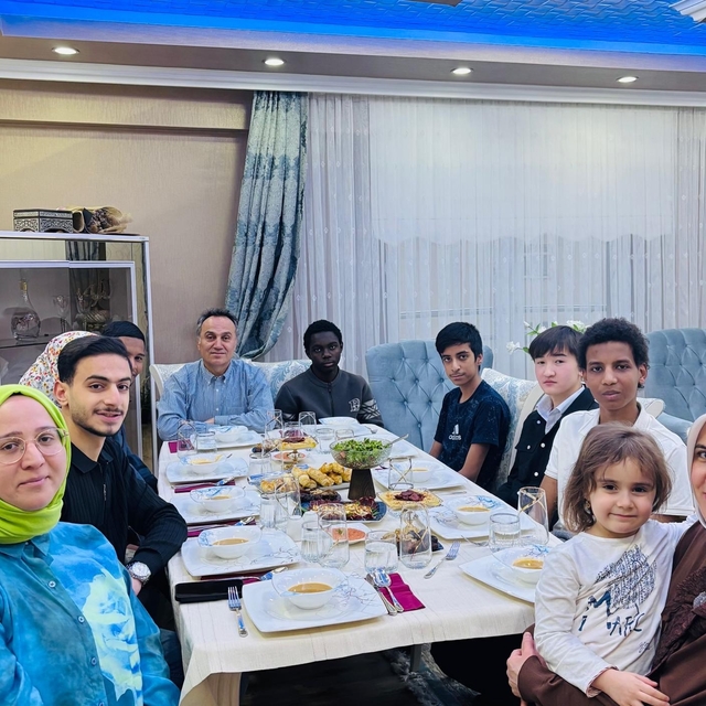 TOGÜ'de Ramazan sofraları öğrencilerle bereketlendi