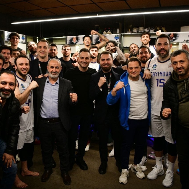 Çayırova Belediyesi evinde OGM Ormanspor'u farklı geçti: 87-61