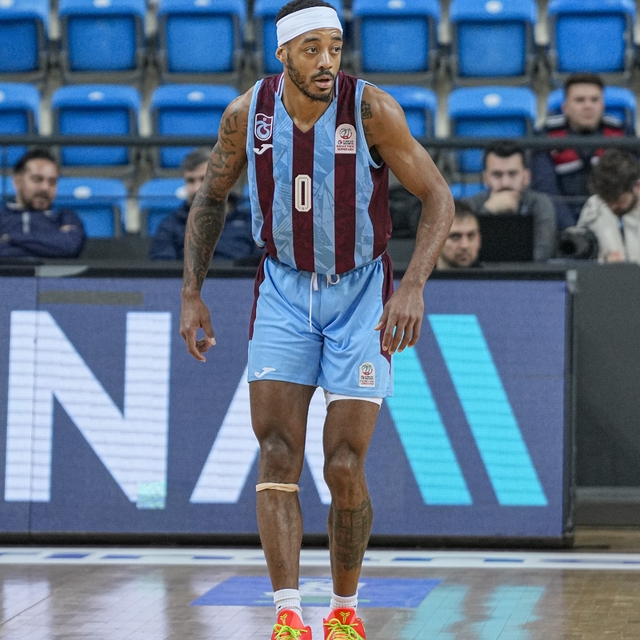 Türkiye Sigorta Basketbol Süper Ligi: Trabzonspor:89 - Karşıyaka:79