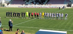 Manavgat Belediyespor, Marmaris Yat Marin MFK'yla 2-2 berabere kaldı