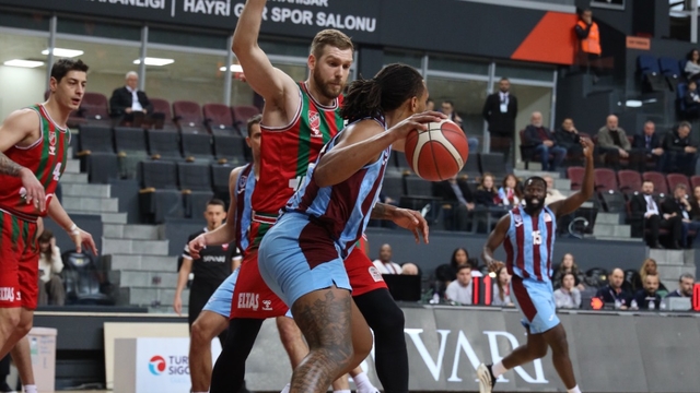Trabzonspor- Karşıyaka: 89-79