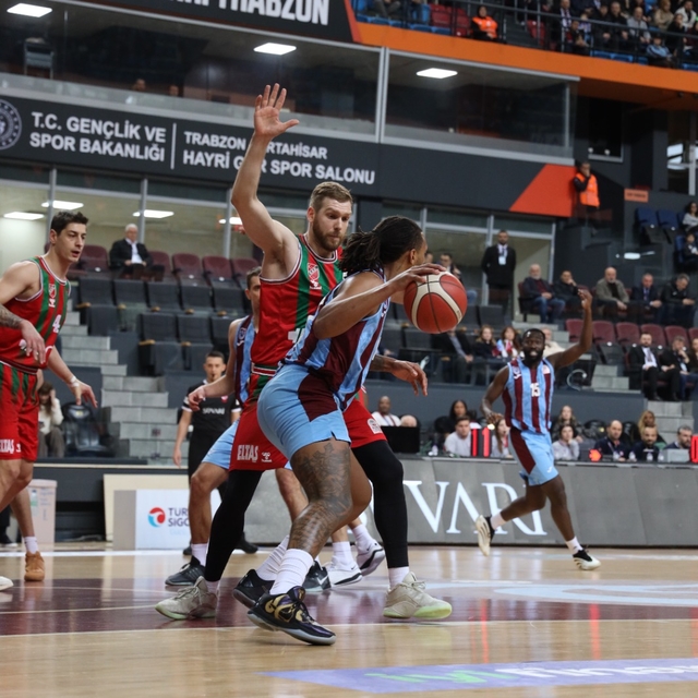 Trabzonspor- Karşıyaka: 89-79