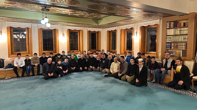 Alvar'da anlamlı iftar yemeği