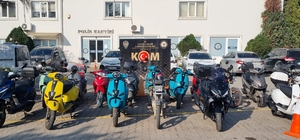 Motosiklette vergi ve ehliyet dolandırıcılarına 19 ilde operasyon: 3 tutukl...