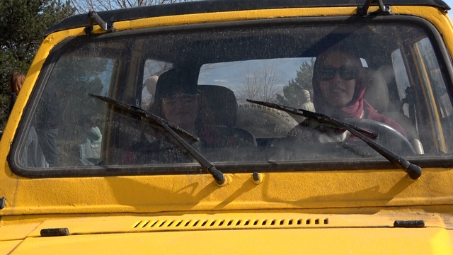 8 Mart'ta direksiyon kadınlarda: Bolu'da zorlu parkurun tozunu attırdılar