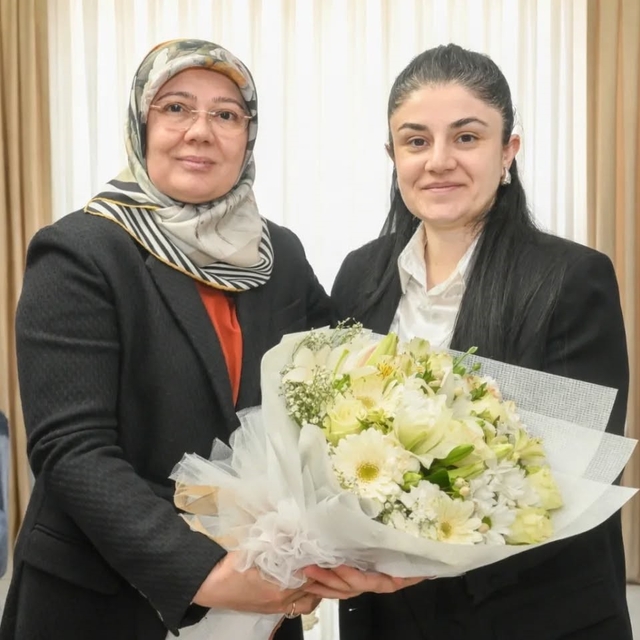 Şehit eşine vefa ziyareti