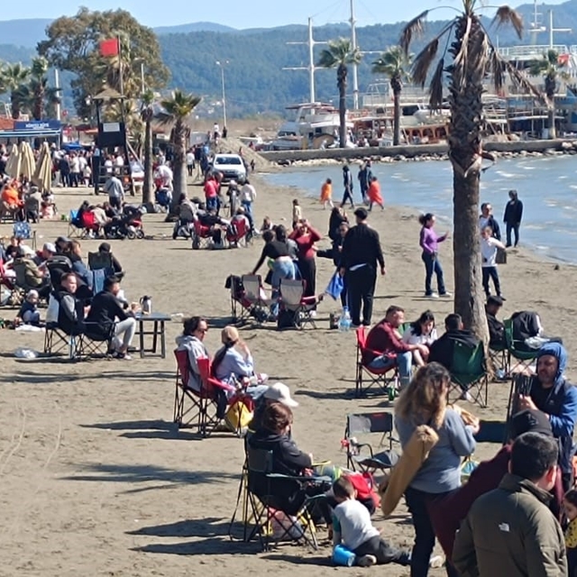 Akyaka'da 8 Mart kutlaması renkli görüntülere sahne oldu