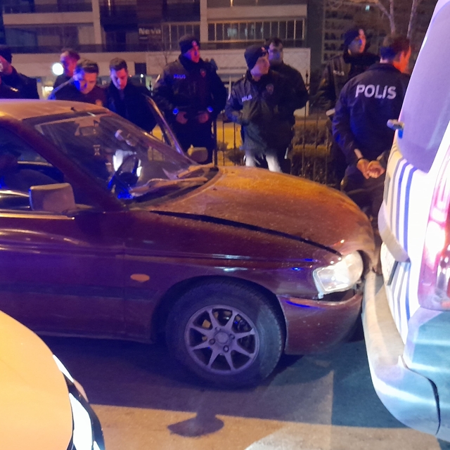 Konya'da gasbettiği araçla kazaya karışan şüpheliye 454 bin 931 lira para c...