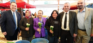 Başkan Dutlulu’dan 8 Mart’a çiçekli kutlama