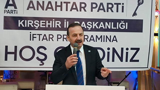 Yavuz Ağıralioğlu: Etrafımızda bir ateş çemberi var