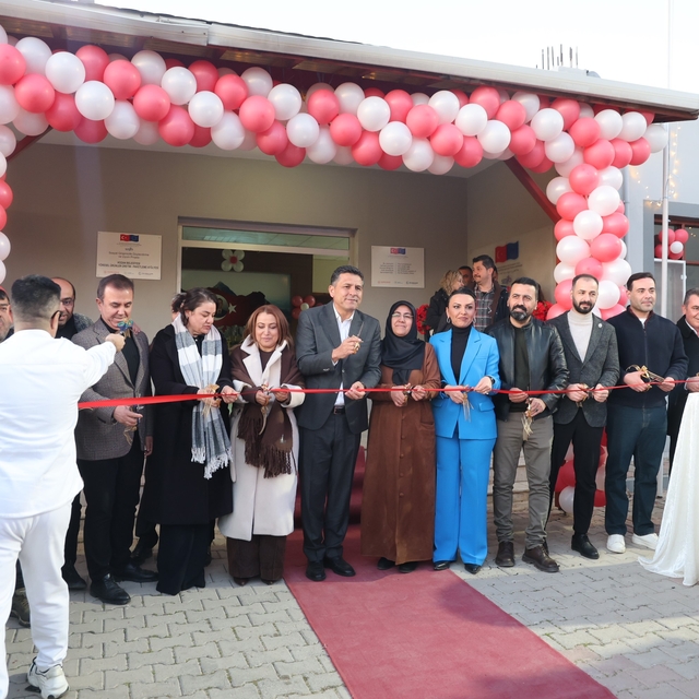 Kozanlı kadınlar hem gelecekleri hem de öğrenciler için üretecek