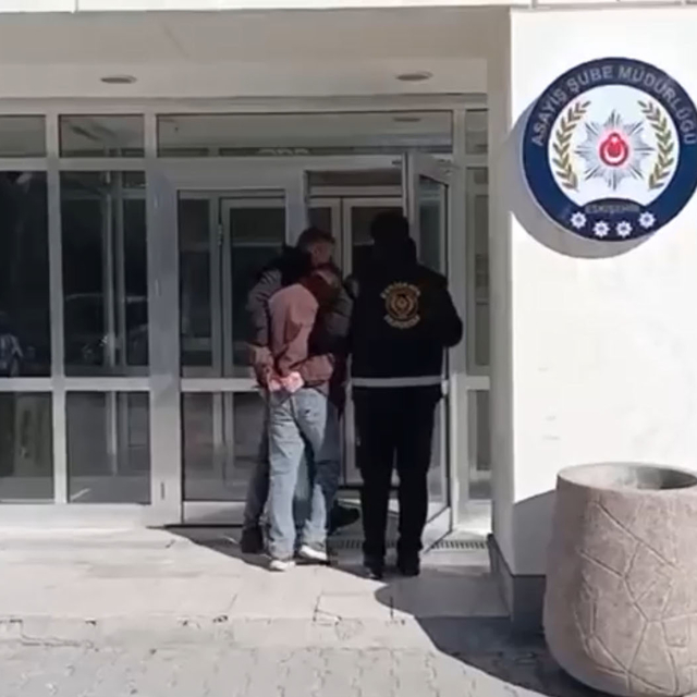 Eskişehir'de telefon dolandırıcısı tutuklandı