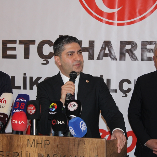 MHP Genel Başkan Yardımcısı Özdemir: "Zalimin zulmü varsa, mazlumun Allah'ı...