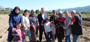 Buharkent’te 8 Mart’ta kadınlar unutulmadı