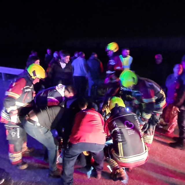 Kontrolden çıkan otomobil şarampole uçtu: 1 ölü, 5 yaralı