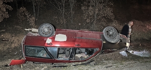 Uşak'ta iki otomobil çarpıştı: 2'si çocuk 5 yaralı