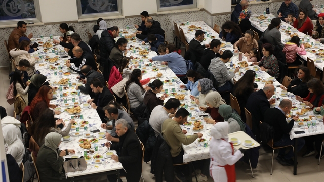 BARÜ ailesi geleneksel iftar programında buluştu