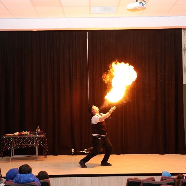 Kartepe'de çocuklar ramazan etkinliklerinde tiyatro oyunlarıyla buluştu