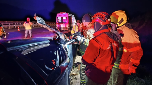 Susurluk'ta otoyolda feci kaza: 1 kişi hayatını kaybetti