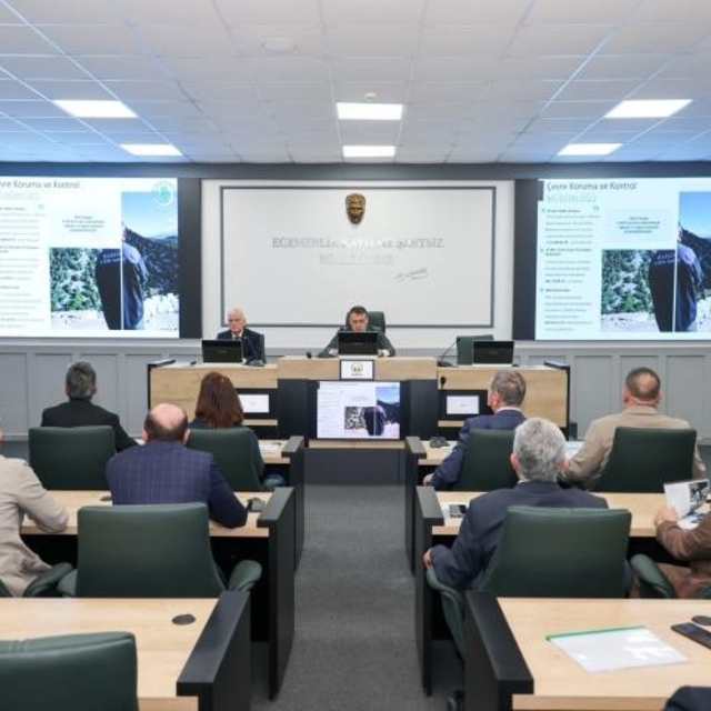 Vali Sözer, İl Genel Meclisi toplantısına katıldı