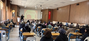 Emet'te "Bir Varoluş Meselesi Olarak Kadın Olmak" başlıklı konferans