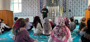 Anaokulu öğrencileri Fatih Camii'ni ziyaret etti