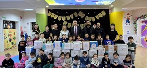 Anaokulu öğrencilerinden ihtiyaç sahiplerine Ramazan kolisi
