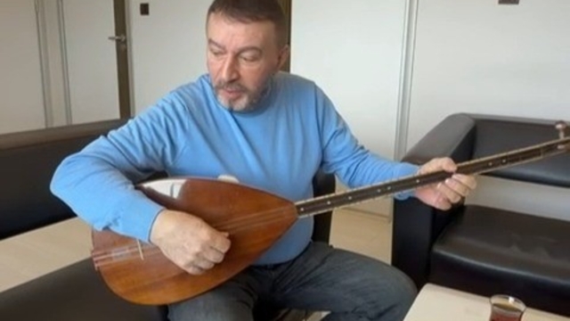 "Uzaylı Mustafa", Samsun'un güzelliğine türkü yaktı
Mustafa Topaloğlu'ndan Samsun'a özel sözler: "Sendeki bu güzelliğe yazılır destan"