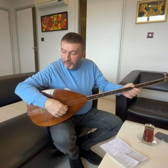 "Uzaylı Mustafa", Samsun'un güzelliğine türkü yaktı
Mustafa Topaloğlu'ndan...