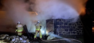 Bingöl'de odunlukta çıkan yangın paniğe neden oldu