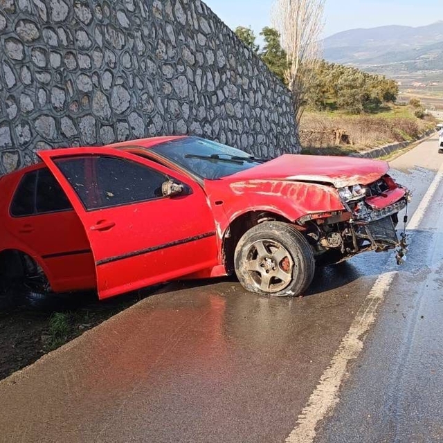 Bilecik'te trafik kazası: 2 yaralı