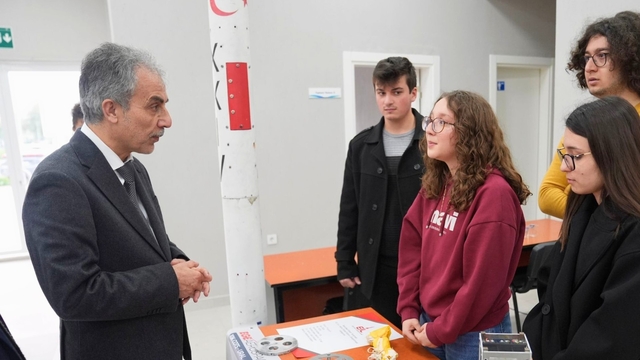 Ege Üniversitesi, İzmir'de 1'inci Ege Bölgesi'nde 2'nci sırada yer aldı