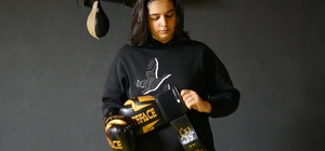 Ağabeyine özenerek spora başladı, 5 kez Türkiye şampiyonu oldu
15 yaşındaki...