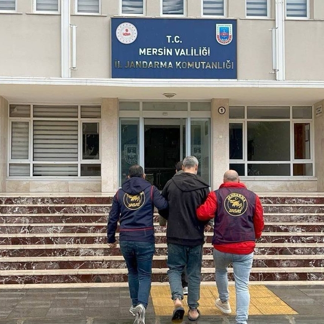 Mersin'de 19 yıl hapis cezası bulunan şahıs jandarmadan kaçamadı