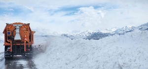 Tunceli'de 4 köy yolunda çalışmalar sürüyor