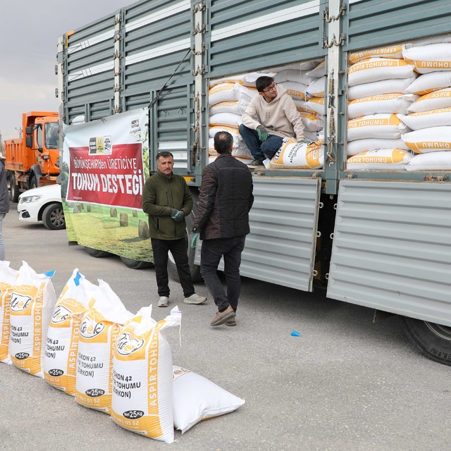 Başkan Altay: "Yüzde 50 hibeli aspir tohumu desteğimiz çiftçimiz için berek...