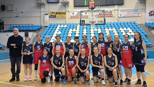 Edirne'de 40 yaş üstü kadınlar parkede farkındalık oluşturdu