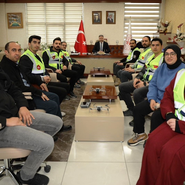 İHAKUT Havacılık Spor Kulübü'nden Gençlik ve Spor İl Müdürlüğü'ne ziyaret