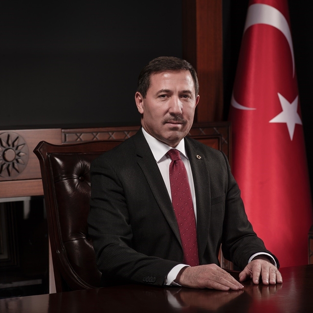 Karatay Belediyesi'nden YKS'ye girecek öğrencilere sınav ücreti desteği