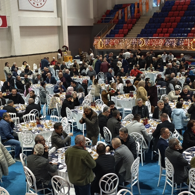AK Parti Karabük İl Başkanlığı iftar programı düzenledi