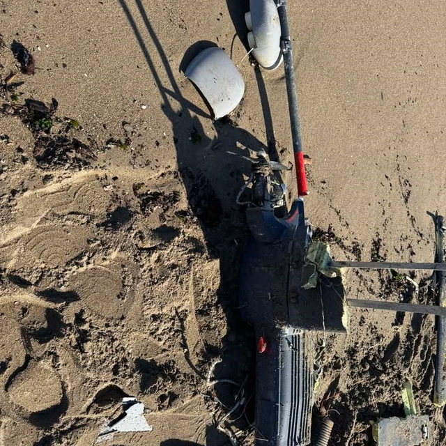 Halk plajında İHA alarmı: Patlayıcı taşıyabileceği şüphesiyle 400 metrelik...