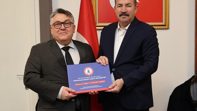 Rektör Özölçer'den Devrek Belediye Başkanı Ulupınar'a ziyaret