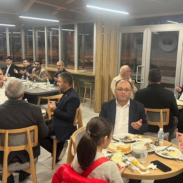 Dumlupınar'da İl Genel Meclis üyeleriyle iftar