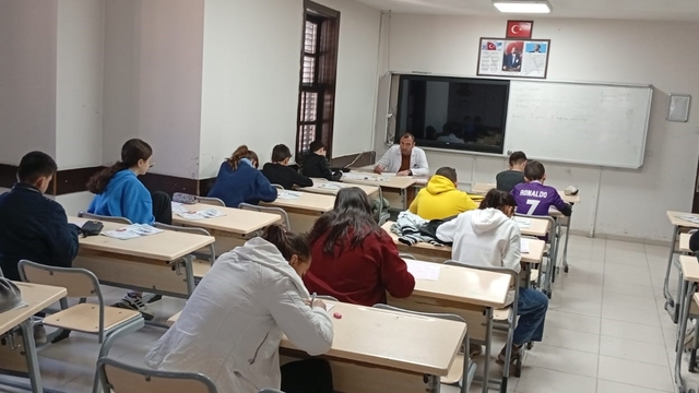 Büyükşehir'den öğrencilere izleme ve değerlendirme sınavı